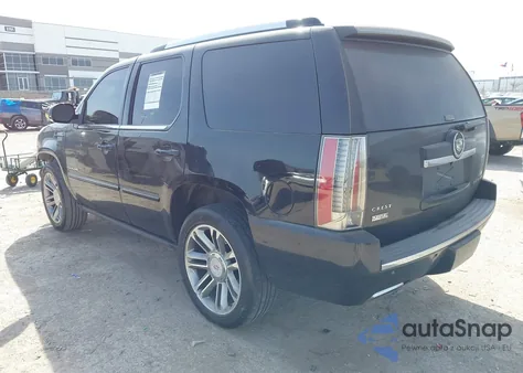 2012 Cadillac Escalade Premium z USA, uszkodzony, nr VIN 1GYS3CEF3CR245206